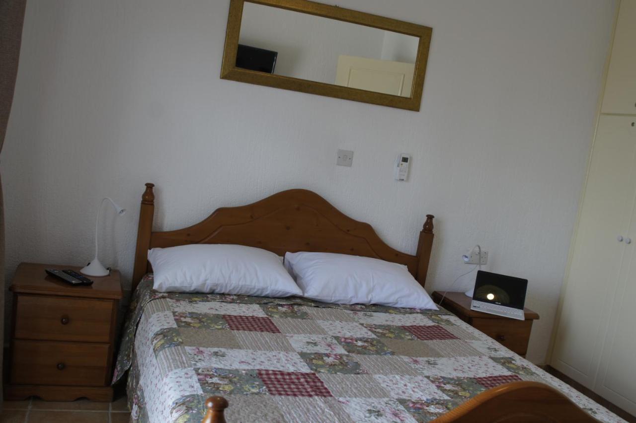 Family Paradise- Luxury Combined With Home Comfort Paphos Exteriör bild